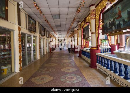 Georgetown, Penang, Malaysia--1. April 2023. Ein Weitwinkelschuss mit Blick auf einen Penang-Tempel. Stockfoto