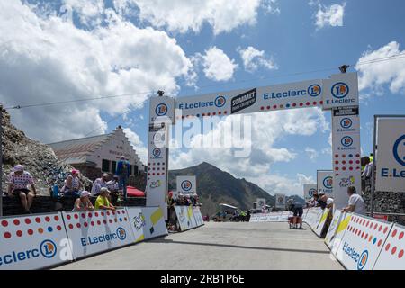 Col du Tourmalet, Frankreich, 6. Juli 2023, Allgemeiner Überblick über den Col du Tourmalet Stadium 6, 145km, Tarbes an Cauterets Cambasque während der 110. Auflage der Tour de France Kredit: Nick Phipps/Alamy Live News Stockfoto