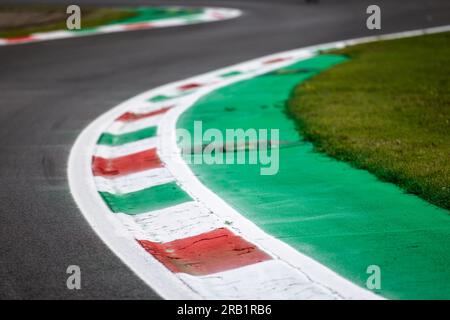 Monza, Italie. 06. Juli 2023. Illustration, Bordstein während der 6 Stunden Monza 2023, 3. Runde der FIA-Weltausdauermeisterschaft 2023, vom 7. Bis 9. Juli 2023 auf der Autodrome Nazionale di Monza, in Monza, Italien - Photo Julien Delfosse/DPPI Credit: DPPI Media/Alamy Live News Stockfoto