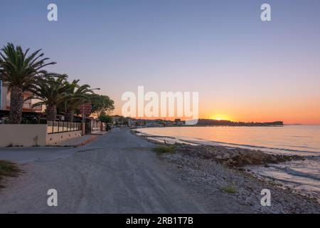 Atemberaubende Landschaft am Meer in Roda Beach, Nord Korfu, Griechenland Stockfoto