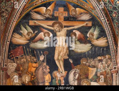 Die Kapelle des Heiligen Kreuzes mit den Fresken des Meisters von Santa Chiara di Montefalco, Santa Chiara Kirche, Montefalco, Perugia, Umbrien, Italien Stockfoto