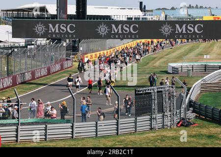 Silverstone, England, 7. Juli 2023 Allgemeiner Blick auf den Großen Preis von Großbritannien, Silverstone, Tag 1, Startparty 7. Juli 2023 Stockfoto