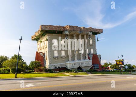 Panama City Beach, Florida - 27. Juni 2023: Wonderworks ist ein wissenschaftsorientierter überdachter Vergnügungspark mit Bildungsaktivitäten. Stockfoto