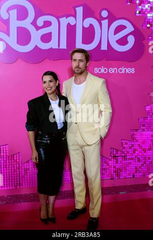 Mexiko-Stadt, Mexiko-Stadt, MEXIKO. 6. Juli 2023. Die Schauspieler Ryan Gosling und America Ferrera während des rosa Teppichs des Films „Barbie“, der am 20. Juli in mexikanischen Theatern seine Premiere feiert. Die Hauptakteure, Margot Robbie und Ryan Gosling, die Barbie und Ken spielen, sind in Mexiko auf einer Werbetour (Kreditbild: © Jorge Nunez/ZUMA Press Wire), NUR REDAKTIONELLE VERWENDUNG! Nicht für den kommerziellen GEBRAUCH! Stockfoto