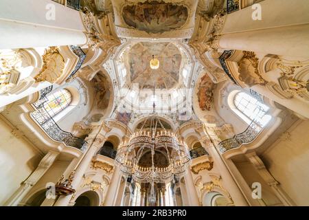 Das Innere der St. Clement-Kathedrale, Prag, Tschechische Republik Stockfoto