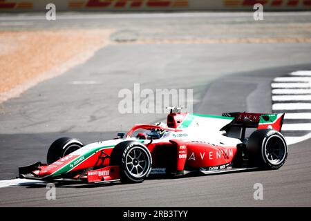 Silverstone, Vereinigtes Königreich 6. Juli 2023 Silverstone, Vereinigtes Königreich am 6. Juli 2023 nimmt Oliver Bearman (GBR) des Teams Prema Racing am 6. Juli 2023 an der Formel-2-Trainingssitzung des FORMEL-1-ARAMCO BRITISH GRAND PRIX 2023 in Silverstone Circuit, Silverstone, Vereinigtes Königreich, Teil Stockfoto