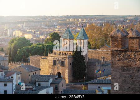 Puerta de Bisagra Nueva Gate aus der Vogelperspektive - Toledo, Spanien Stockfoto