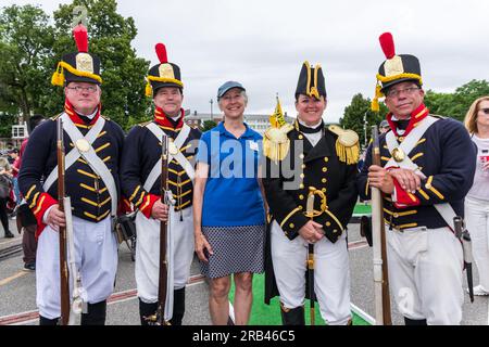 USS Constitution Museum's Salute to Service Block Party nach der USS Constitution Turnaround Cruise am 4. Juli Stockfoto