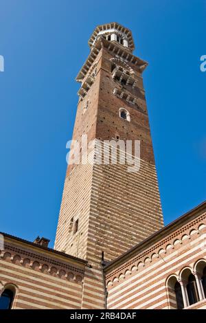 Italien, Veneto, Verona, Lamperti Tower, Palazzo della Ragione Stockfoto