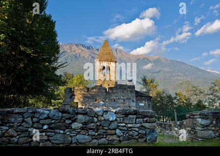 Italien, Lombardei, Valtellina, Piagno di Cosio Valtellino, San Pietro in Bregalone Abtei Stockfoto