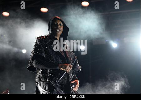 Rom, Italien. 06. Juli 2023. Skin of Skunk Anansie live beim Valmontone Outlet Summer Festival 2023, 6 Juli 2023, Vamontone Outlet, Valmontone, Italien. (Foto: Domenico Cippitelli/NurPhoto) Kredit: NurPhoto SRL/Alamy Live News Stockfoto