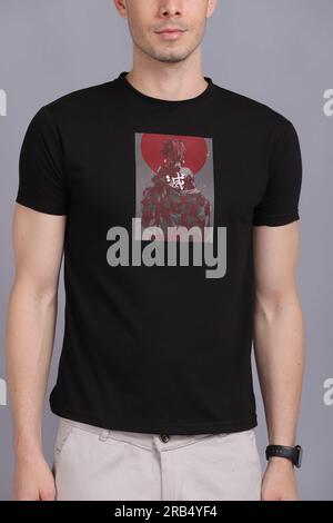 Herren-T-Shirt/Shirt-Modell Stockfoto