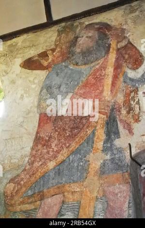 Seltene Wandmalereien vor der Reformation an den Innenwänden der Breage Parish Church, Cornwall, Großbritannien - John Gollop Stockfoto