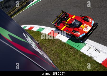 51 PIER GUIDI Alessandro (ita), CALADO James (gbr), GIOVINAZZI Antonio (ita), Ferrari AF Corse, Ferrari 499P, Action während der 6 Stunden Monza 2023, 3. Runde der FIA-Weltausdauermeisterschaft 2023, vom 7. Bis 9. Juli 2023 auf der Autodrome Nazionale di Monza, in Monza, Italien Kredit: Independent Photo Agency Srl/Alamy Live News Stockfoto