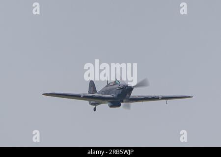 Royal Air Force Battle of Britain Memorial Flight Hurricane Display auf der RAF Cosford Air Show 2023, RAF Cosford, Großbritannien, am 11. Juni 2023 Stockfoto