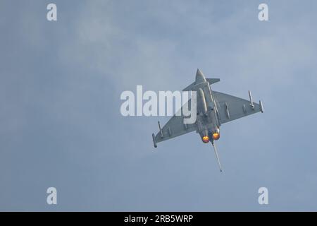 Royal Air Force Eurofighter Typhoon FGR4 auf der RAF Cosford Air Show 2023, RAF Cosford, Vereinigtes Königreich, am 11. Juni 2023 Stockfoto