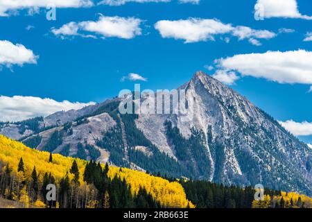 Herbstfarben am Crested Butte Mountain in Colorado. Stockfoto