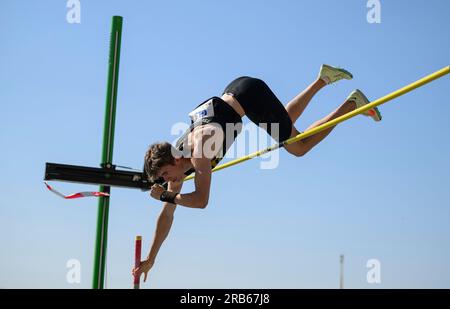 Louis PROEBSTLE (Probstle)(TSV Graefelfing) Action, Männer Stabhochsprung-Finale, am 7. Juli 2022 in Düsseldorf. Das Finale 2023 Rhein-Ruhr von 06,07 bis 09.07.2023 Stockfoto