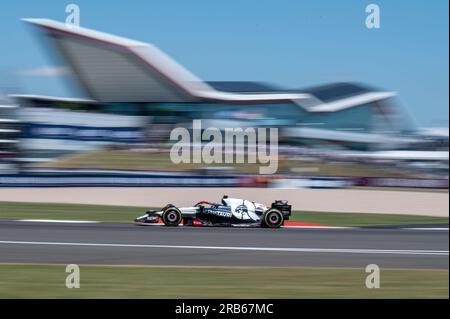 SILVERSTONE, GROSSBRITANNIEN - 7TH. JULI 2023 - FORMEL 1 ARAMCO GRAND PRIX 2023 - YUKI TSUNODA (JAPAN) - SCUDERIA ALPHA TAURI TEAM Stockfoto