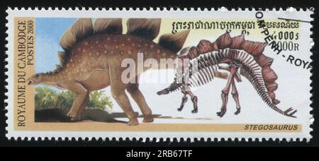 RUSSLAND KALININGRAD, 27. MÄRZ 2019: Von Kambodscha gedruckter Stempel zeigt Dinosaurier, ca. 2000 Stockfoto