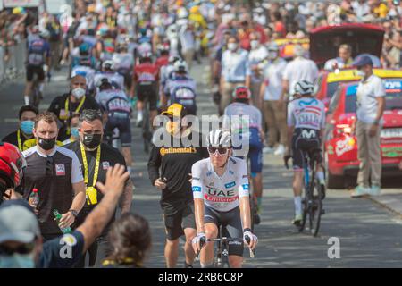 Bordeaux, Frankreich, 7. Juli 2023, TADEJ Pogačar vom TEAM EMIRATES der Vereinigten Arabischen EMIRATE am Ende von Phase 7, 170km, Mont de Marsan nach Bordeaux während der 110. Ausgabe der Tour de France. Kredit: Nick Phipps/Alamy Live News Stockfoto