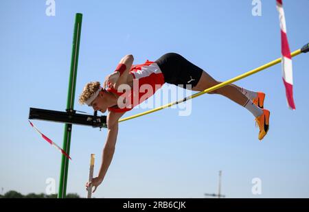 Marburger Till (LG Olympia Dortmund) Action, Finale der Männerstange am 7. Juli 2022 in Düsseldorf. Das Finale 2023 Rhein-Ruhr von 06,07 bis 09.07.2023 Stockfoto