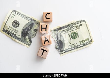 Viel Geld. Holzblöcke - der Inschriften-Chat Stockfoto