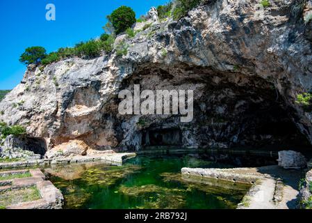 Sperlonga Höhle in Tiberio Ruinen - Italien Stockfoto