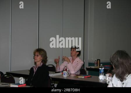 Vortrag auf dem WeltAIDS-Welttag zur Innenmarkierung Stockfoto