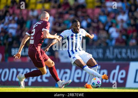 Friedrich-Ludwig-Jahn-Sportpark, Berlin, Deutschland. 07. Juli 2023. Myziane Maolida (Hertha Berlin) kontrolliert den Ball während eines freundlichen Spiels, BFC Dynamo gegen Hertha BSC, im Friedrich-Ludwig-Jahn-Sportpark, Berlin. Kim Price/CSM/Alamy Live News Stockfoto