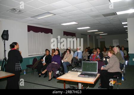 Vortrag auf dem WeltAIDS-Welttag zur Innenmarkierung Stockfoto
