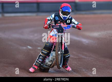 James Pearson von Belle Vue „Cool Running“ Colts während des Spiels der National Development League zwischen Belle Vue Aces und Kent Royals im National Speedway Stadium, Manchester, am Freitag, den 7. Juli 2023. (Foto: MI News) Guthaben: MI News & Sport /Alamy Live News Stockfoto