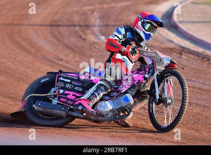 James Pearson von Belle Vue „Cool Running“ Colts während des Spiels der National Development League zwischen Belle Vue Aces und Kent Royals im National Speedway Stadium, Manchester, am Freitag, den 7. Juli 2023. (Foto: MI News) Guthaben: MI News & Sport /Alamy Live News Stockfoto