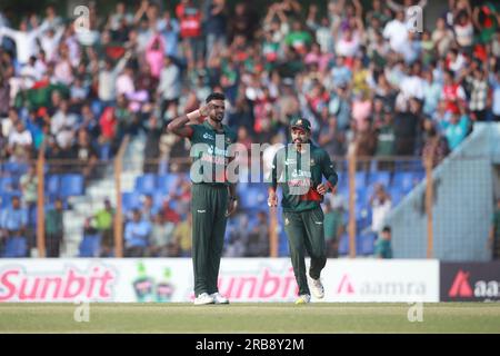 Ebadot Hossain feiert nach einem Wicket beim zweiten ODI-Spiel (Bangladesch-Afghanistan Second One Day International) von drei Spielserien im Stockfoto