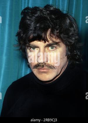 Der britische Stage-, tv- und Filmschauspieler Alan Bates spielte während seiner Bühnenpause im Vaudeville Theatre, London, am 1979. November Stockfoto