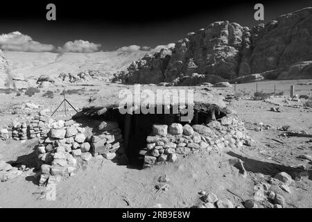 Die jungsteinzeitliche Ausgrabungsstätte des Dorfes Bayda, in der Nähe von Little Petra, Jordanien, Naher Osten Stockfoto