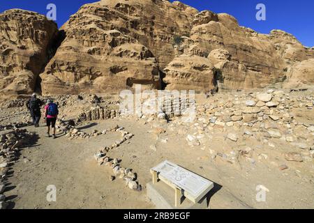 Die jungsteinzeitliche Ausgrabungsstätte des Dorfes Bayda, in der Nähe von Little Petra, Jordanien, Naher Osten Stockfoto