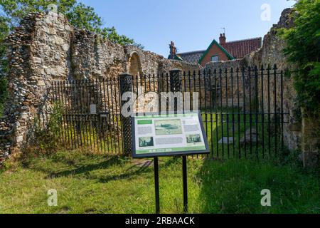 Informationsschild „Ruins of Dunwich Lepra Chapel“, Dunwich, Suffolk, England, Großbritannien Stockfoto