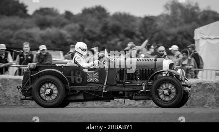 1929 Bentley Blower „UU 5872“ am Bicester Heritage Flywheel 2023. Stockfoto