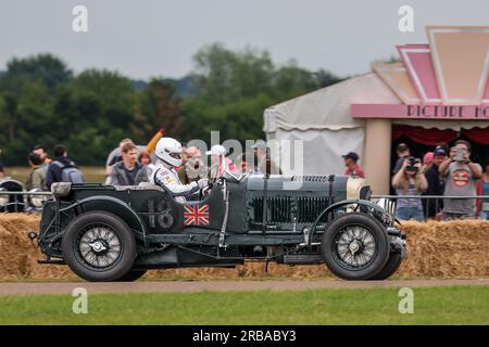 1929 Bentley Blower „UU 5872“ am Bicester Heritage Flywheel 2023. Stockfoto