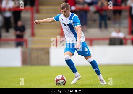 Kian Spence #4 von Barrow AFC während des Vorsaison Freundschaftsspiels zwischen FC United of Manchester und Barrow am Samstag, den 8. Juli 2023 im Broadhurst Park, Moston. (Foto: Mike Morese | MI News) Guthaben: MI News & Sport /Alamy Live News Stockfoto