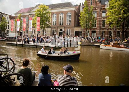 Amsterdam, Holand, Grachtenfestival, COMPAGNIE TEATHER, NEDERLAND SAXOFOON OKTETT Stockfoto