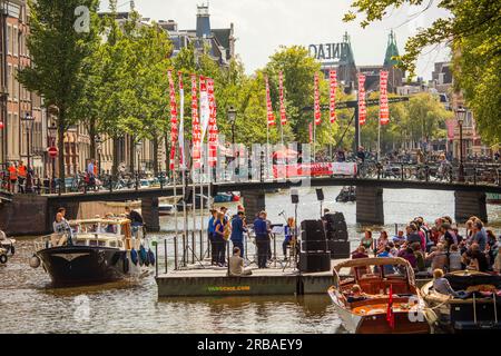 Amsterdam, Holand, Grachtenfestival, COMPAGNIE TEATHER, NEDERLAND SAXOFOON OKTETT Stockfoto
