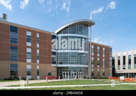 VERMILLION, SD, USA - 22. JUNI 2023: Andrew E. Lee Memorial Medicine and Science Building auf dem Campus der University of South Dakota. Stockfoto