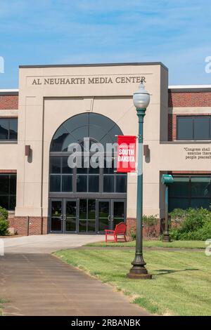 VERMILLION, SD, USA - 22. JUNI 2023: Al Neuharth Media Center auf dem Campus der University of South Dakota. Stockfoto