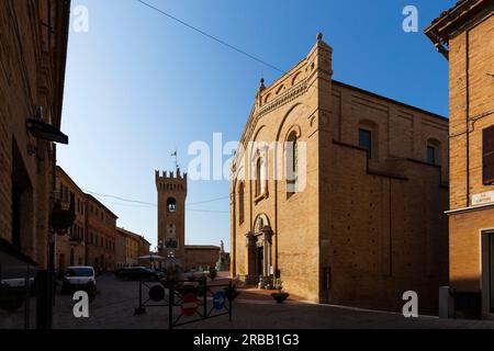 Piazza Giacomo Leopardi, Recanati, Macerata, Marken, Italien Stockfoto