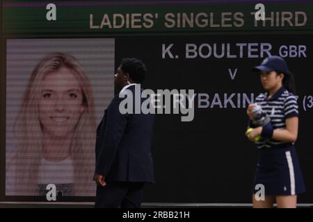 8. Juli 2023; All England Lawn Tennis and Croquet Club, London, England: Wimbledon Tennis Tournament; Womens Singles Match, Katie Boulter gegen Rybakina Stockfoto