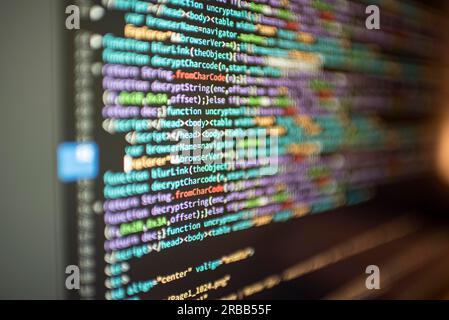 Computer-HTML-Code auf dem Bildschirm Stockfoto