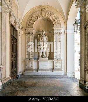 Denkmal für Vittorio Emanuele II, Re d'Italia, König von Italien, Palazzo Civico, auch Palazzo di Citta, Municipio della Citta di Torino, Rathaus von Stockfoto