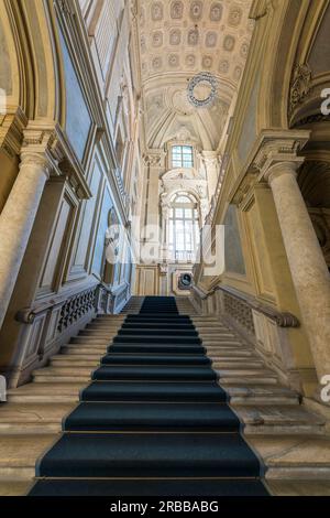 Treppe, Treppenhaus Palazzo Madama, Architekt Filippo Juvarra, Barock, Turin, Piemont, Italien, UNESCO-Weltkulturerbe Stockfoto